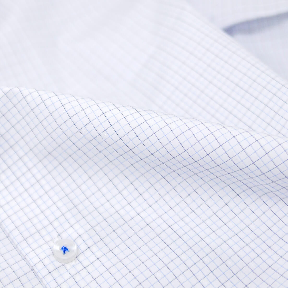 poplin vs oxford dress shirt Poplin vs. Oxford: A Quick Shirt Fabric Guide