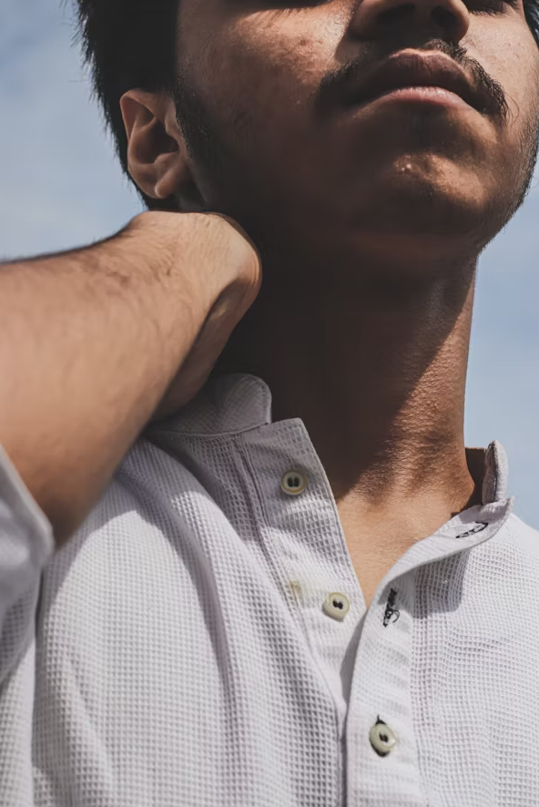 what is a henley shirt