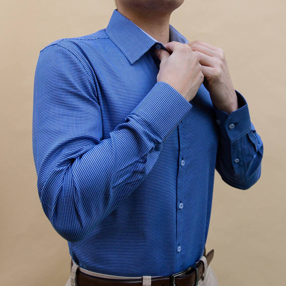 model is 5'5" and 130 lbs wearing size n1 in 100% cotton pattern weave slim fit