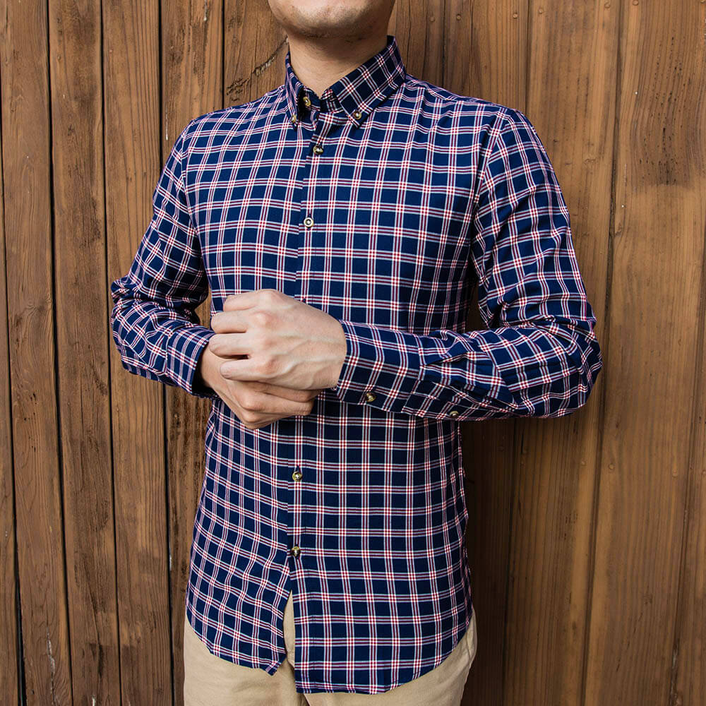 model is 5'5" 130 lbs wearing size n1 in brushed flannel slim fit