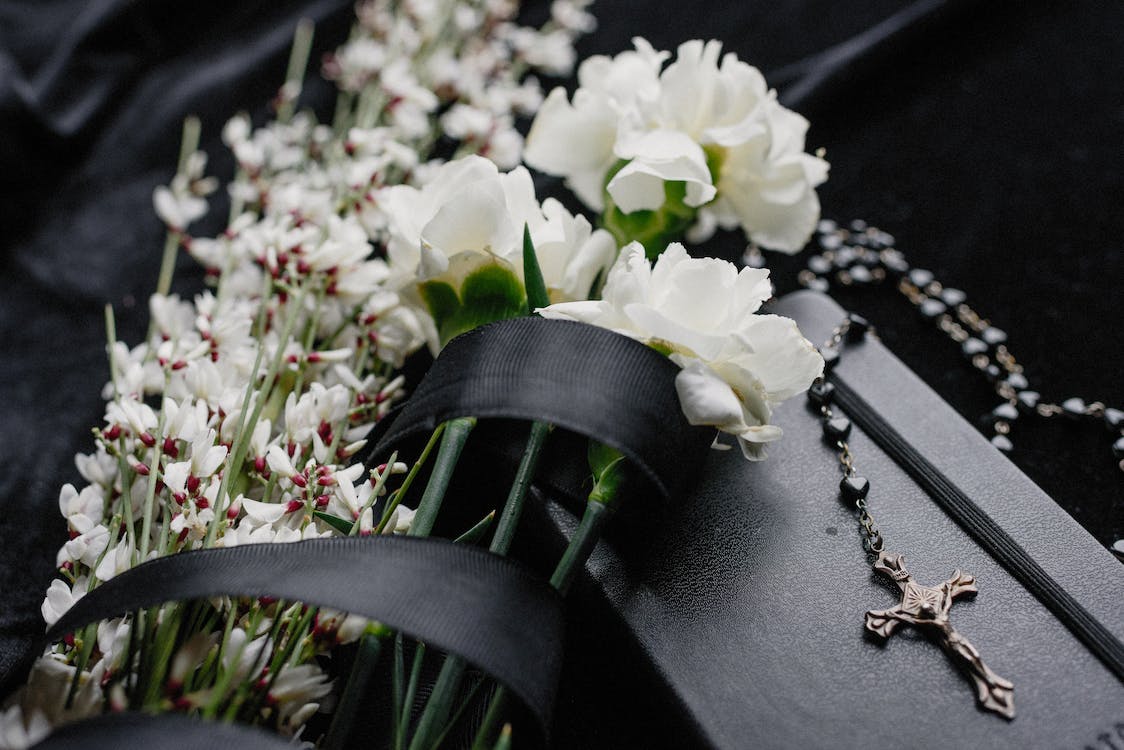 what to wear to a wake: proper funeral attire