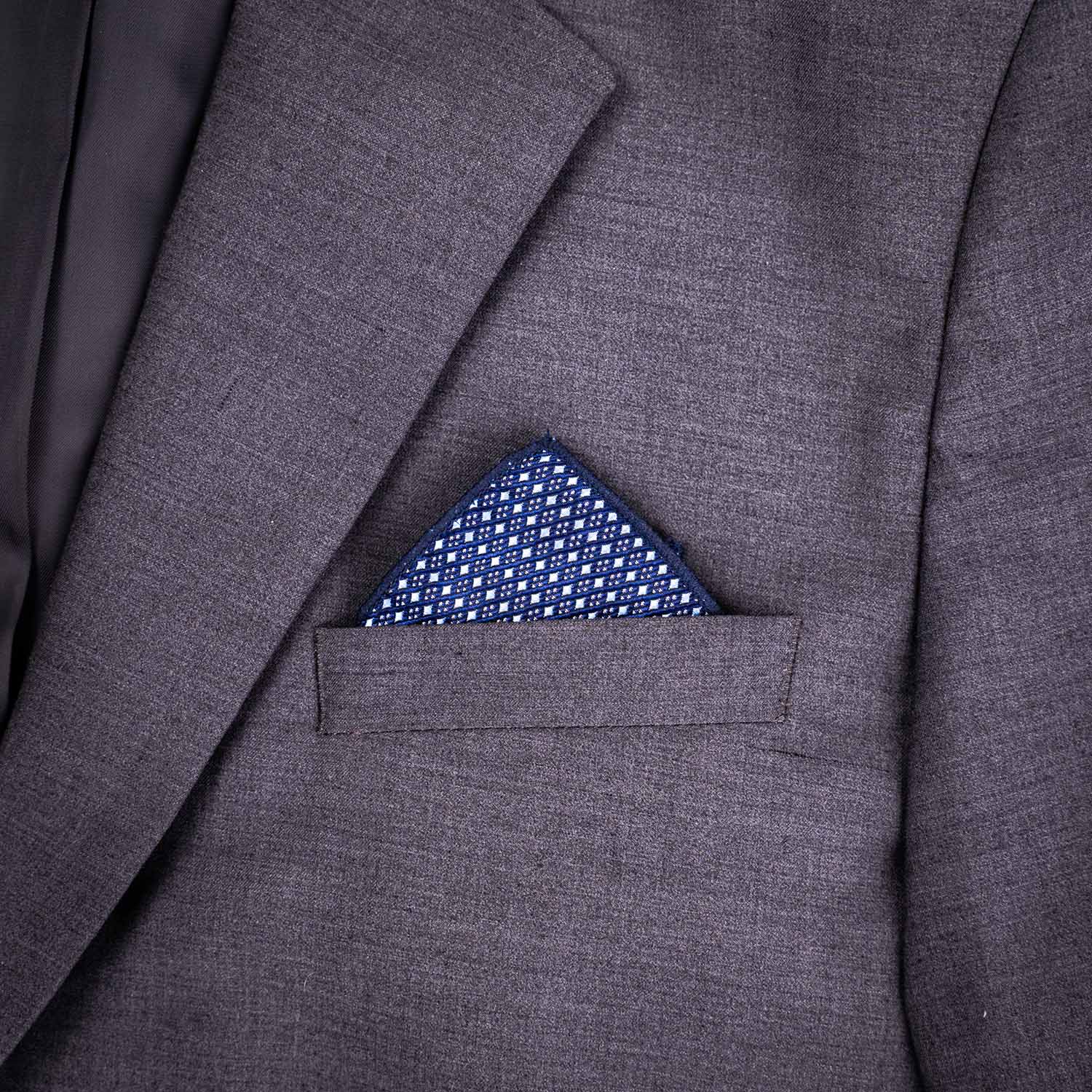 Navy blue suit pattern pocket square